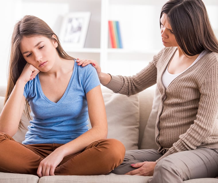 Règles douloureuses : Que conseiller à ma fille ?